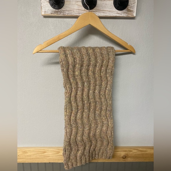 Urban Outfitters Wool Knit Scarf - Picture 3 of 4